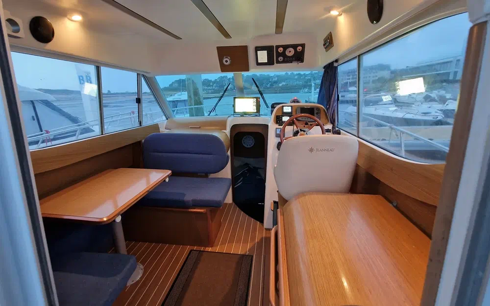 slider 13 Jeanneau Merry Fisher 805