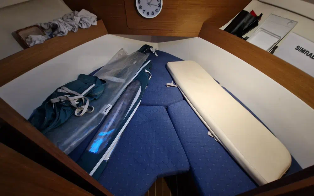 slider 6 Jeanneau Merry Fisher 805