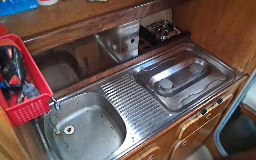 slider 11 Beneteau Antares 800