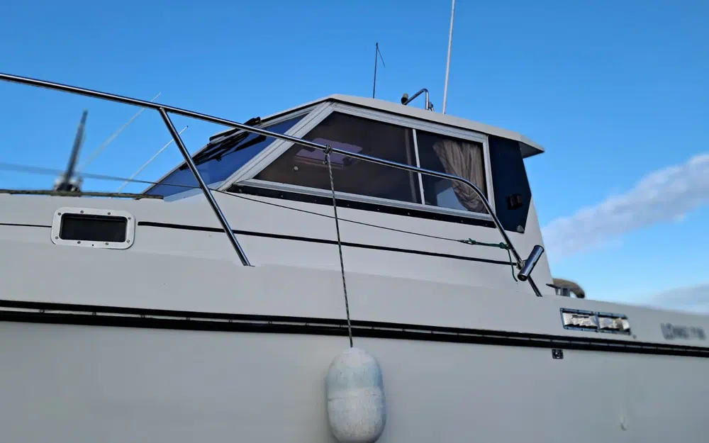 slider 19 Beneteau Antares 800