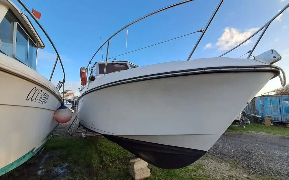 slider 5 Beneteau Antares 800