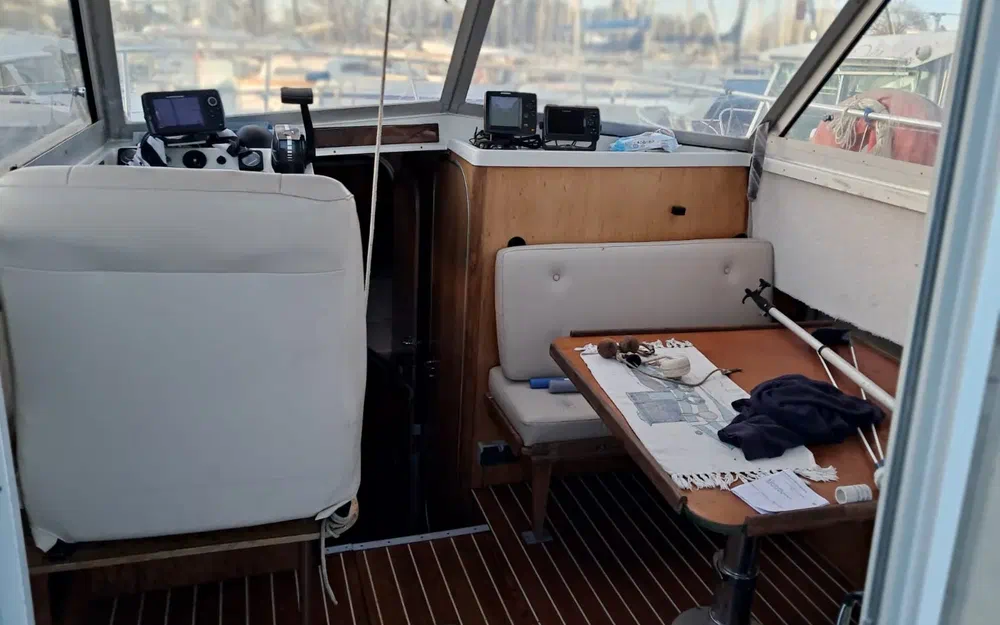 slider 7 Beneteau Antares 800