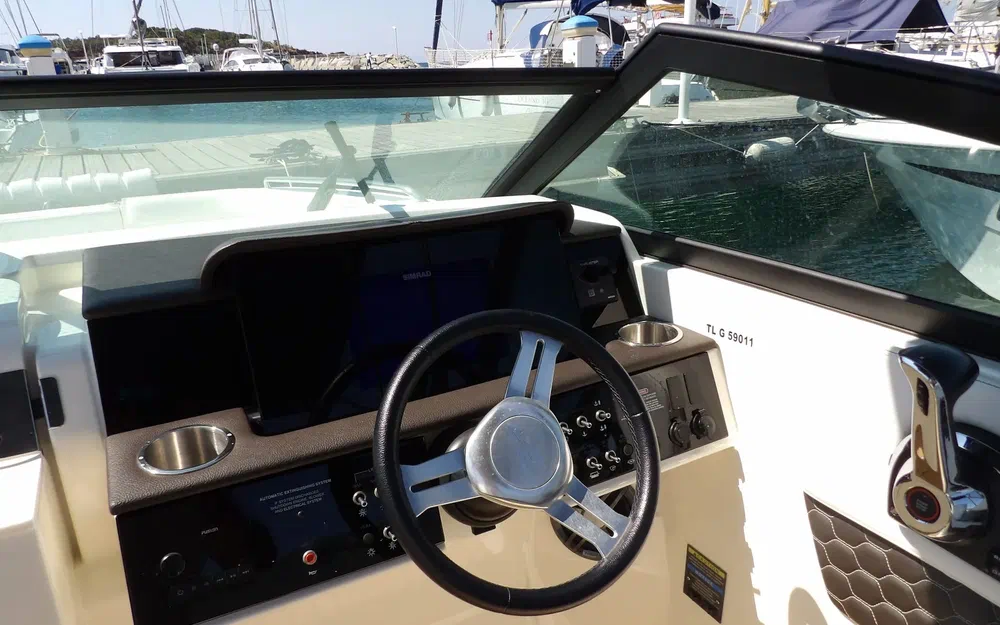 slider 6 Sea Ray 250 SDOE