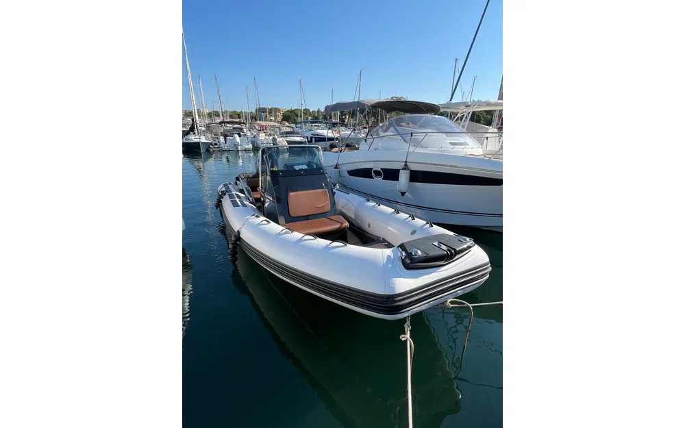 slider 1 Brig Eagle 6.7