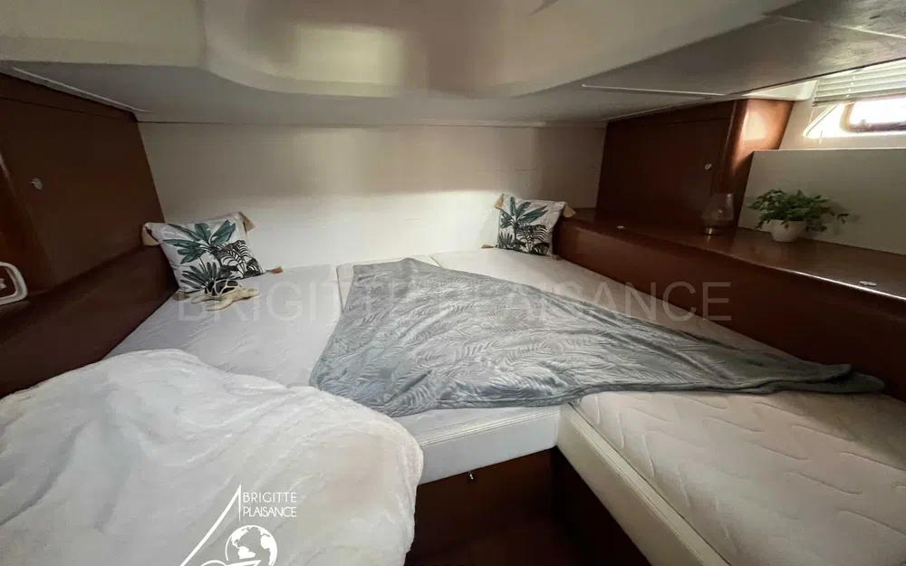 slider 13 Beneteau Gran Turismo 38