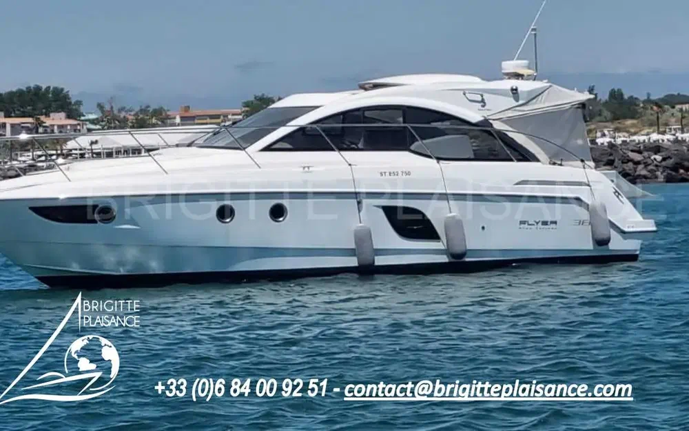 slider 1 Beneteau Gran Turismo 38