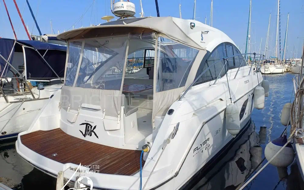 slider 1 Beneteau Gran Turismo 38