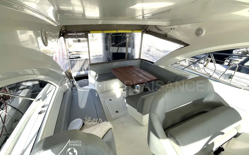 slider 4 Beneteau Gran Turismo 38