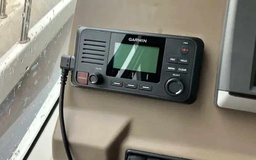 slider 10 Jeanneau NC 11