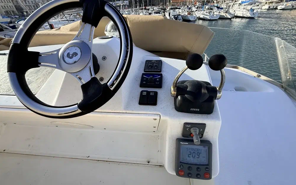 slider 11 Beneteau Antares 10.80