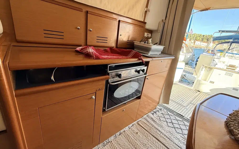 slider 19 Beneteau Antares 10.80