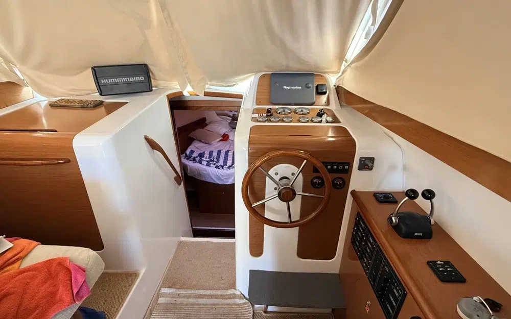 slider 22 Beneteau Antares 10.80