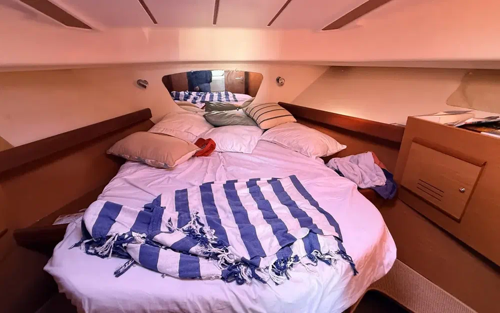 slider 28 Beneteau Antares 10.80