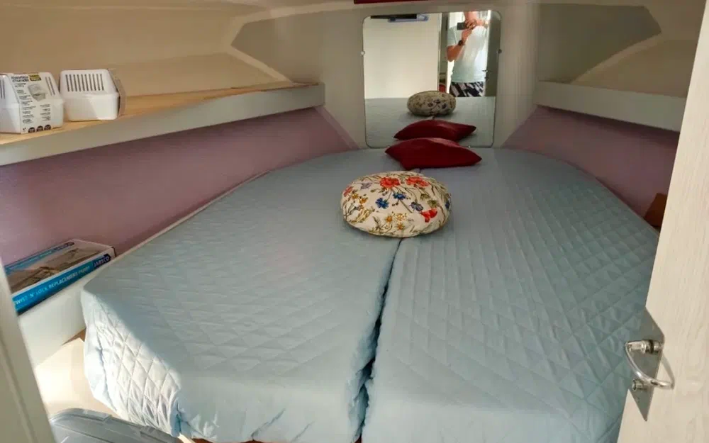 slider 6 Beneteau Antares 11.20