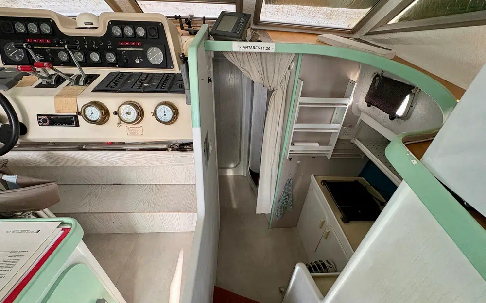 slider 7 Beneteau Antares 11.20