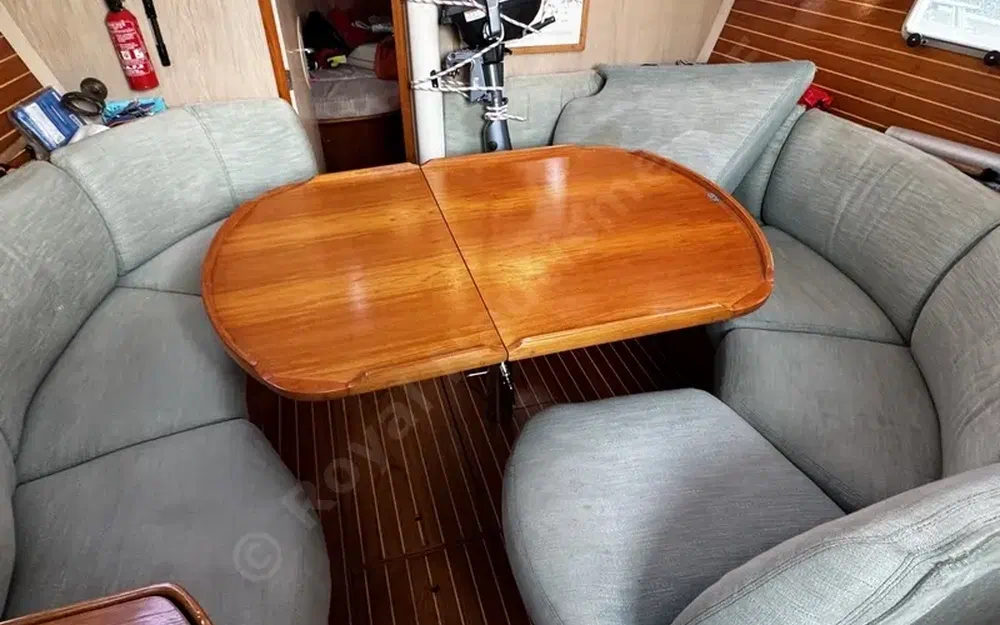 slider 18 Jeanneau Sun Odyssey 34