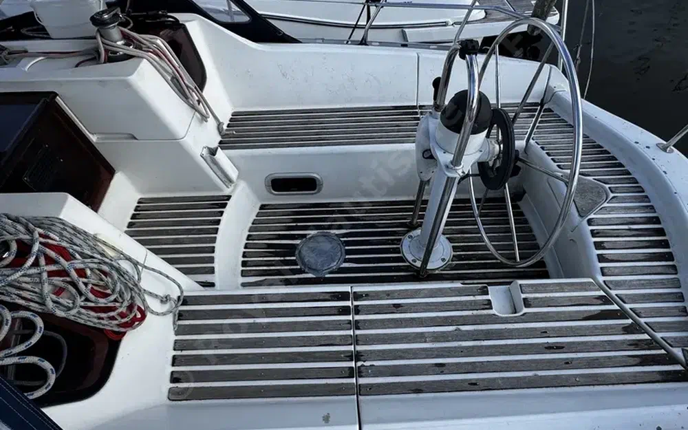 slider 8 Jeanneau Sun Odyssey 34