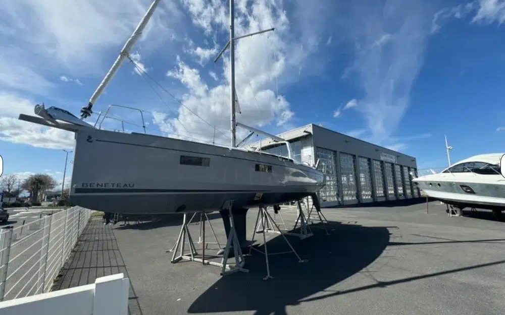 slider 0 Beneteau Oceanis 38.1