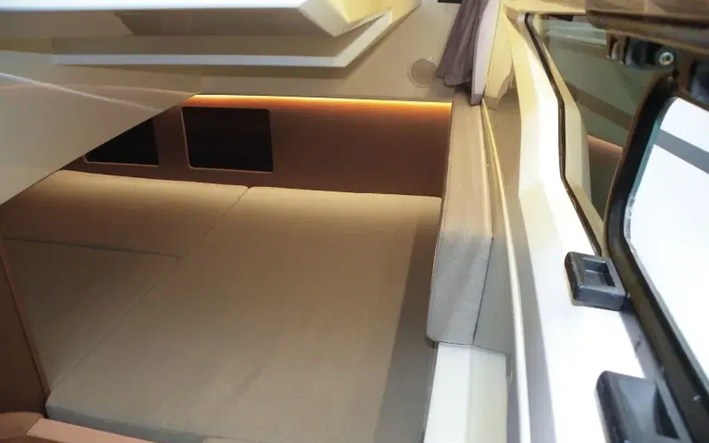 slider 17 Jeanneau Merry Fisher 895