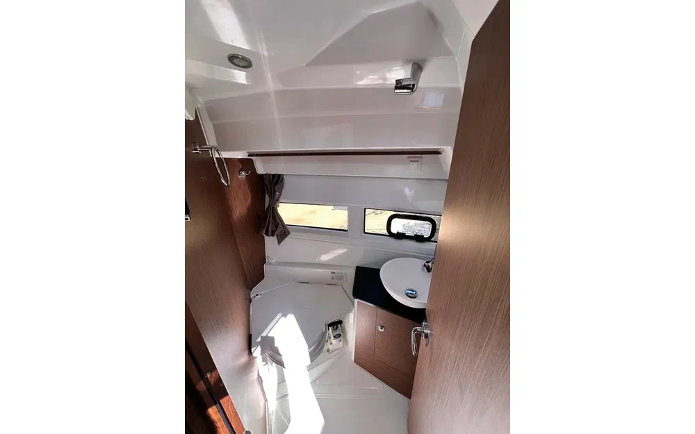 slider 18 Jeanneau Merry Fisher 895