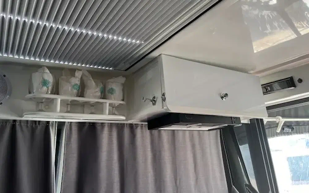 slider 7 Jeanneau Merry Fisher 895