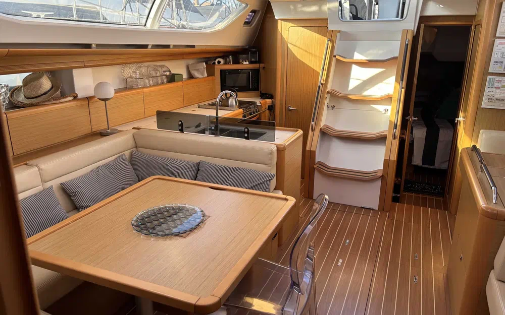 slider 3 Jeanneau Sun Odyssey 50 DS