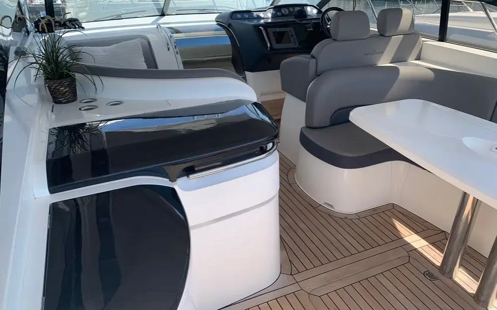 slider 4 Princess V48