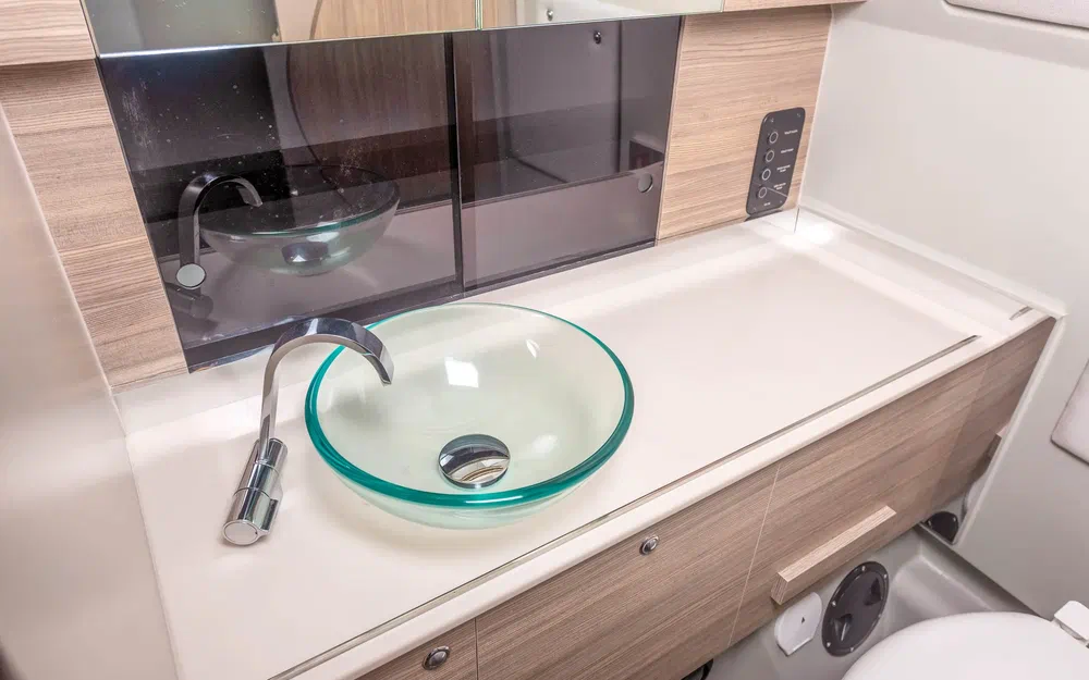 slider 19 Saxdor 320 GTC