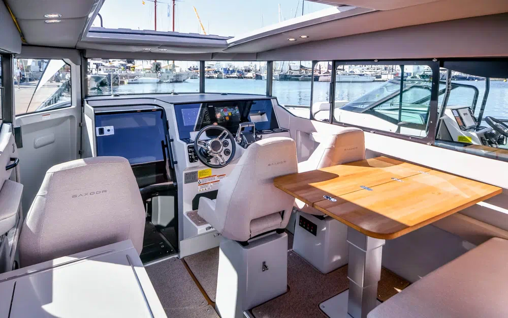 slider 21 Saxdor 320 GTC