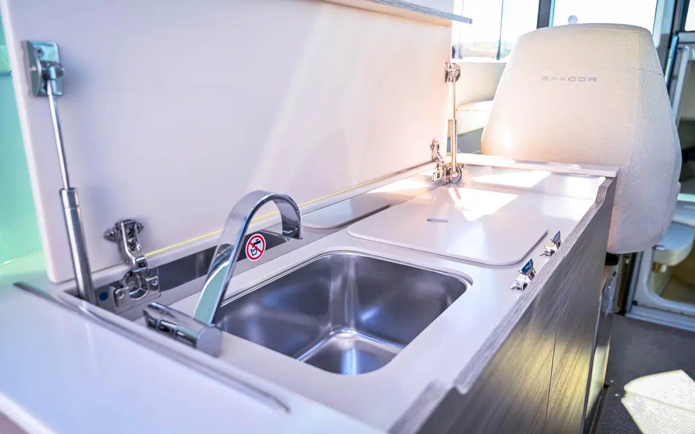 slider 22 Saxdor 320 GTC