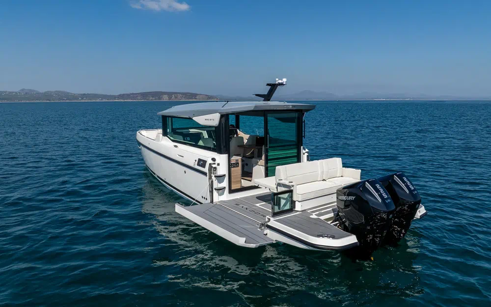 slider 1 Saxdor 320 GTC