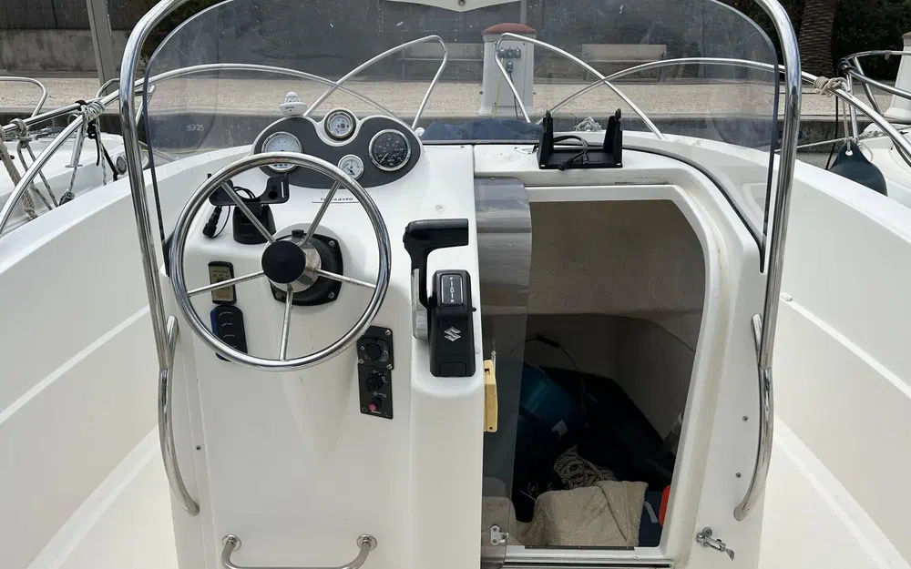 slider 3 Quicksilver 635 Commander