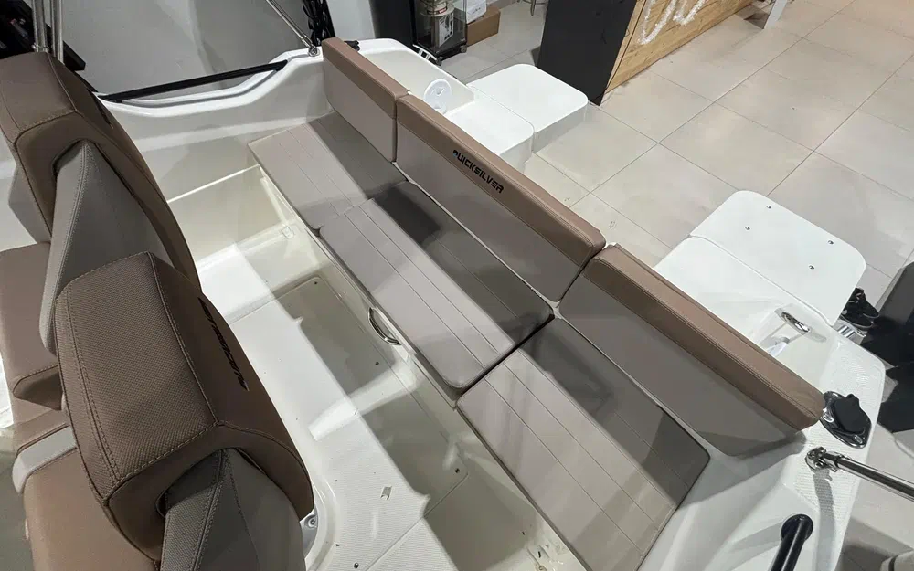 slider 5 Quicksilver Activ 555 Open