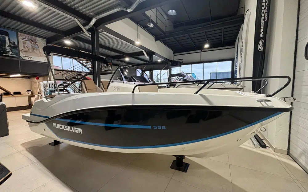 slider 1 Quicksilver Activ 555 Open