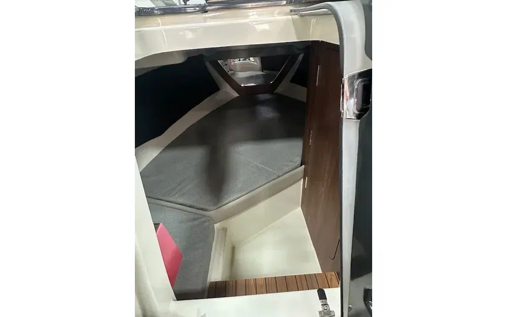 slider 8 Quicksilver Activ 755 Cruiser