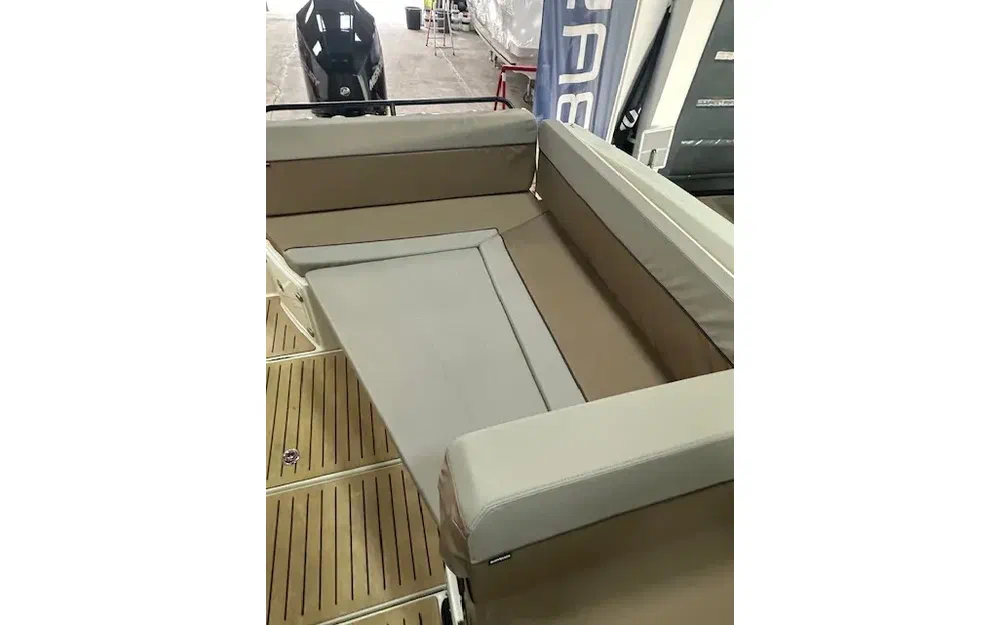 slider 10 Quicksilver Activ 755 Cruiser