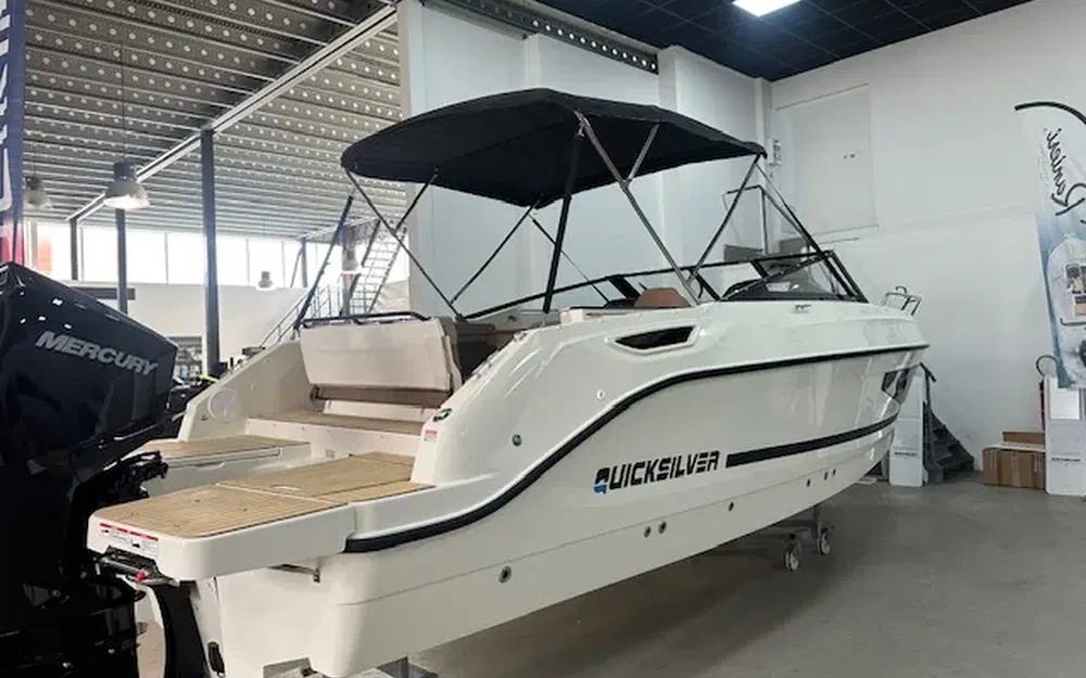 slider 24 Quicksilver Activ 755 Cruiser