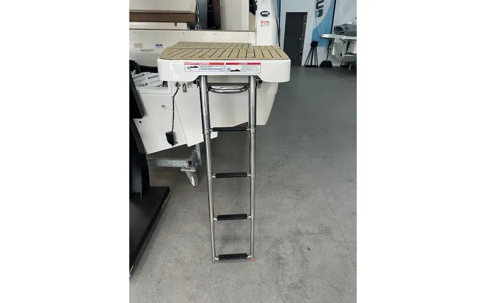 slider 25 Quicksilver Activ 755 Cruiser