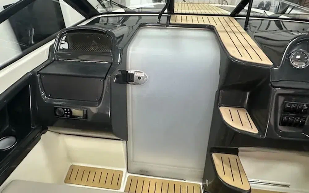 slider 6 Quicksilver Activ 755 Cruiser