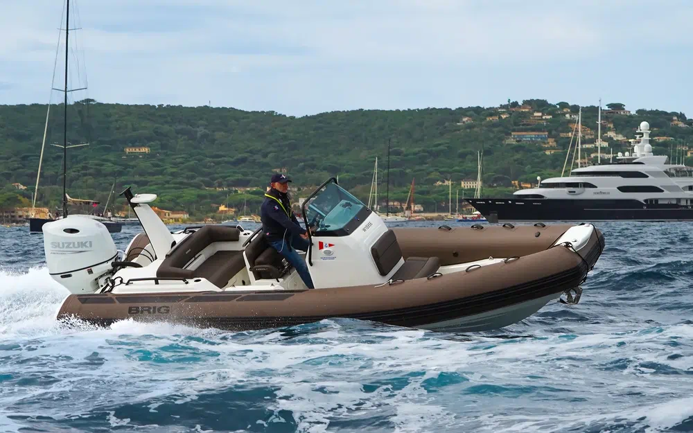 slider 0 Brig EAGLE 6.7 hypalon