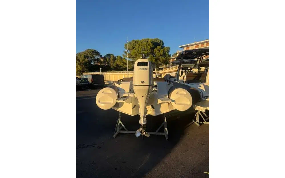 slider 5 Brig EAGLE 6.7 hypalon