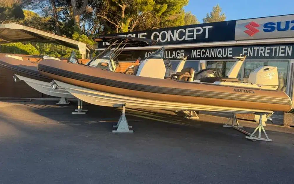 slider 3 Brig EAGLE 6.7 hypalon