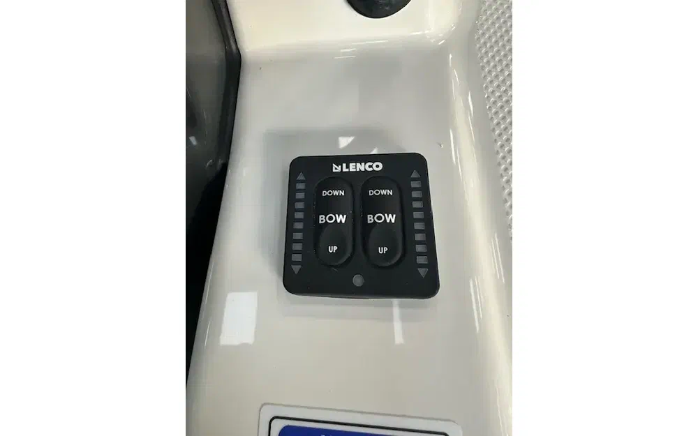 slider 9 Quicksilver Activ 755 Sundeck