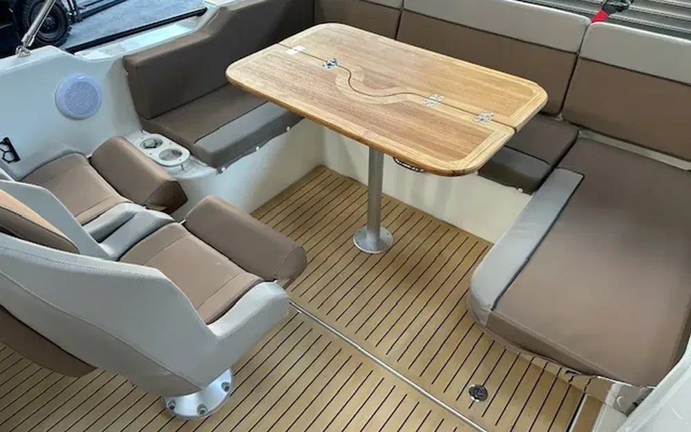 slider 17 Quicksilver Activ 755 Sundeck