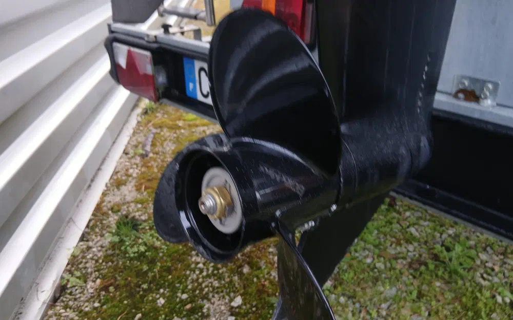 slider 9 Quicksilver 500 Pilothouse