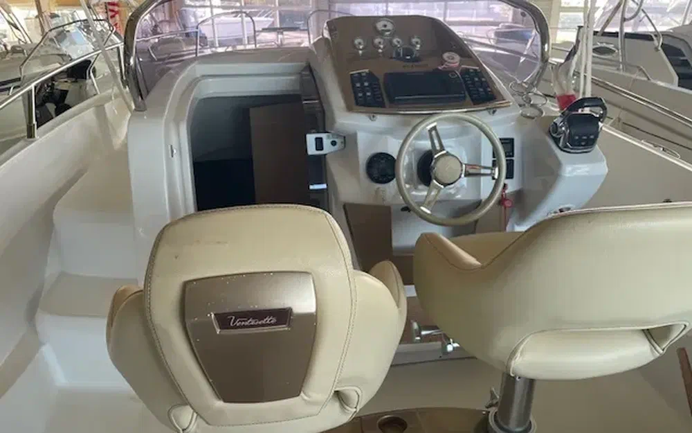 slider 12 Sessa Marine Key Largo 27 Inboard