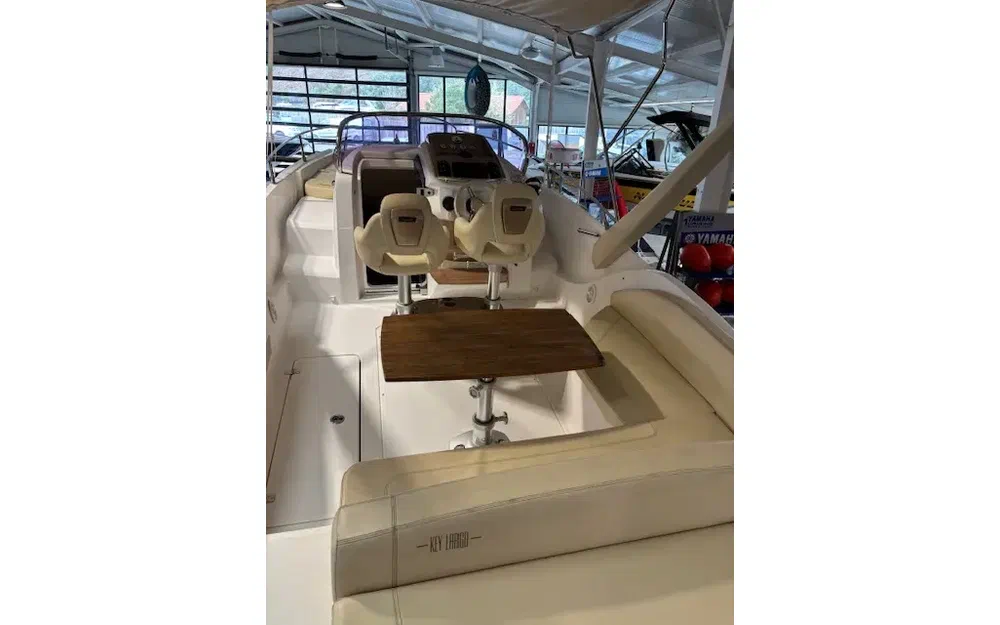 slider 4 Sessa Marine Key Largo 27 Inboard