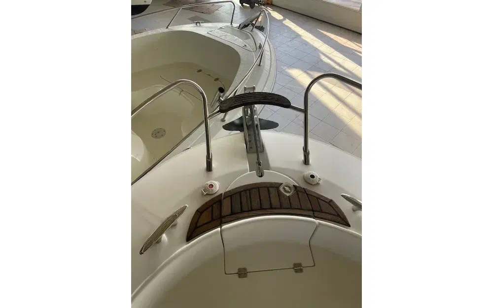 slider 8 Sessa Marine Key Largo 27 Inboard