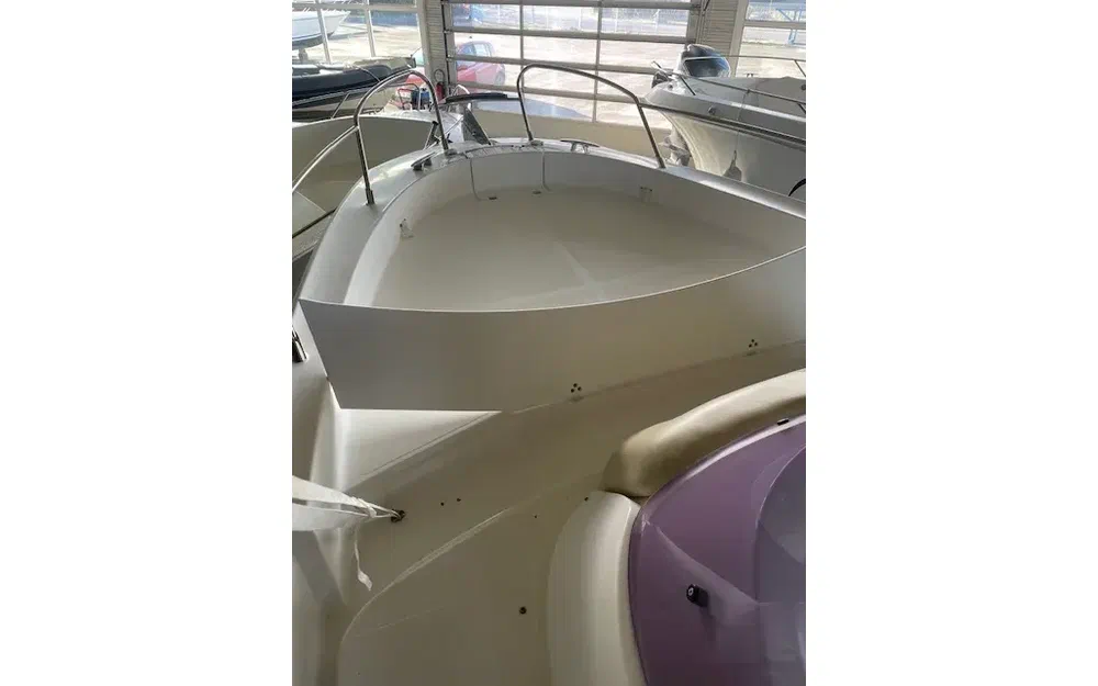 slider 9 Sessa Marine Key Largo 27 Inboard