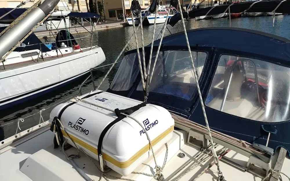 slider 9 Beneteau Oceanis 390
